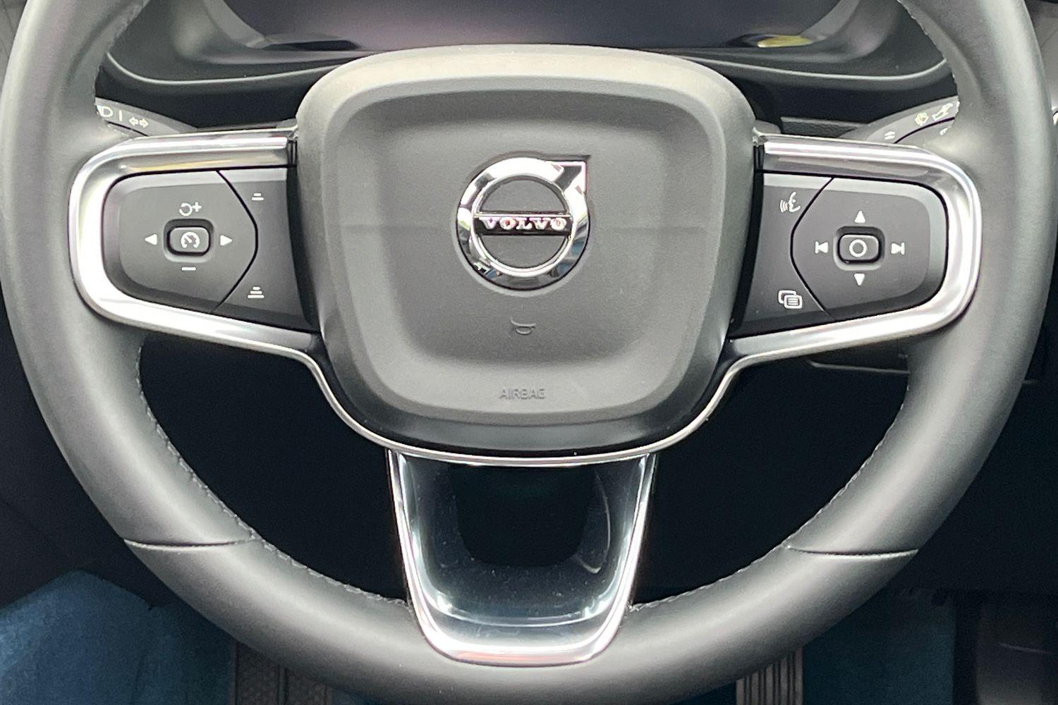 Volvo XC40 Photo 11