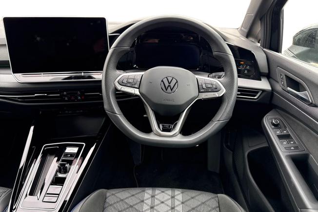 VOLKSWAGEN Golf Photo 11