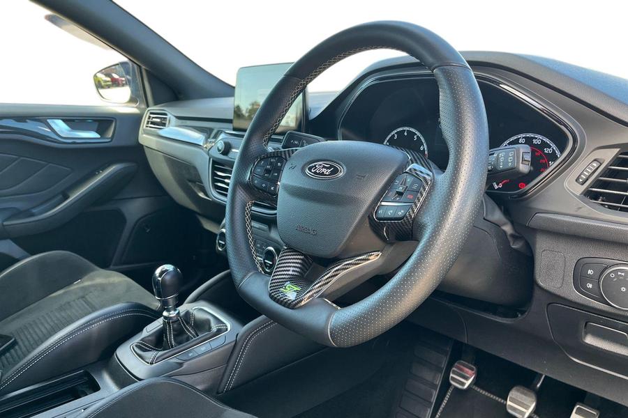 Ford Focus Photo autoimg-d9db580daa56840bfec4e7cf6fd70a482ceca608.jpg