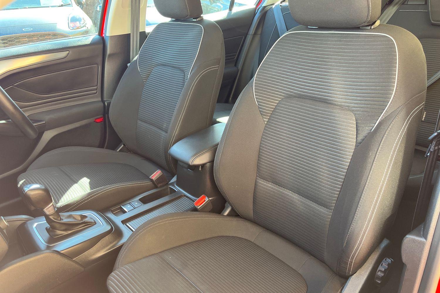 Ford FOCUS Photo 18