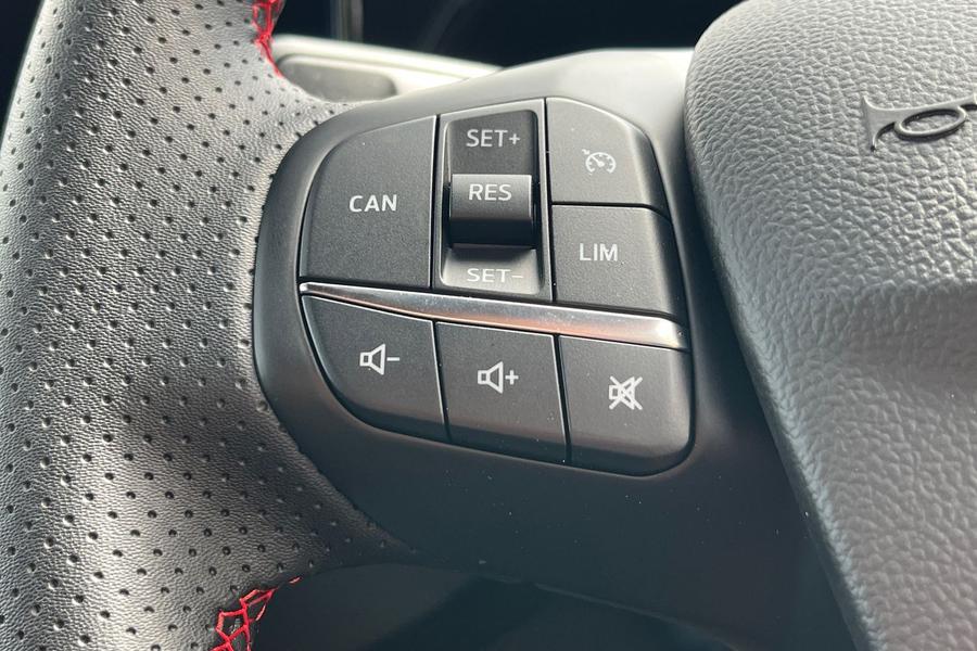 Ford FOCUS Photo autoimg-d9e51af9407988ba2e3c2374aa3472d14802b0dc.jpg