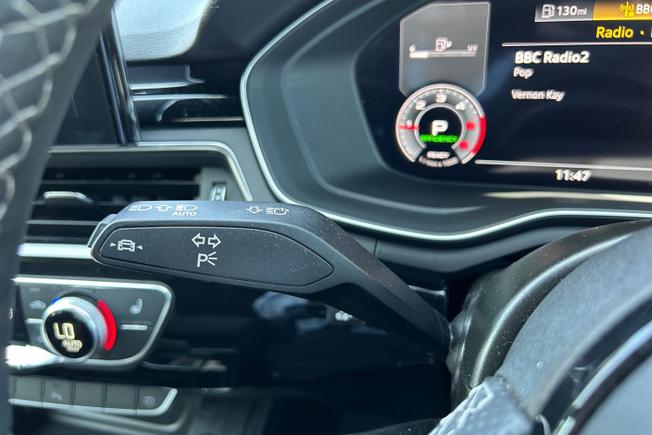 AUDI A4 Photo 50