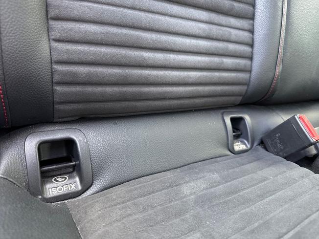 MERCEDES-BENZ Gla Photo 24