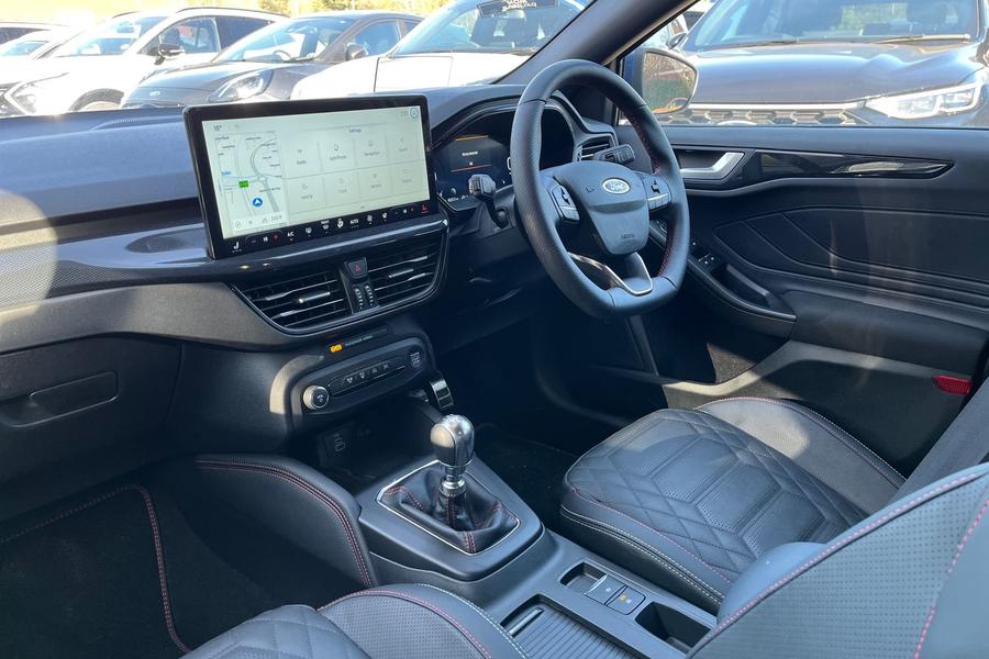 Ford Focus Photo autoimg-d9e84b3e55f8b83d0f3cf13a7f2e0c3deacd7f1e.jpg