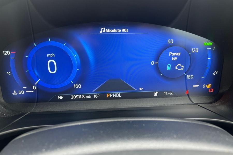 Ford KUGA Photo autoimg-d9e9bad32d4ef9ffa53f6e3199b862df19bfaaf6.jpg