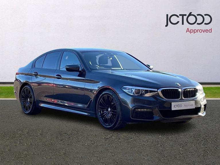 Used 2019 BMW 5 Series 2.0 520d M Sport Saloon 4dr Diesel Auto xDrive Euro 6 (s/s) (190 ps) Grey at JCT600