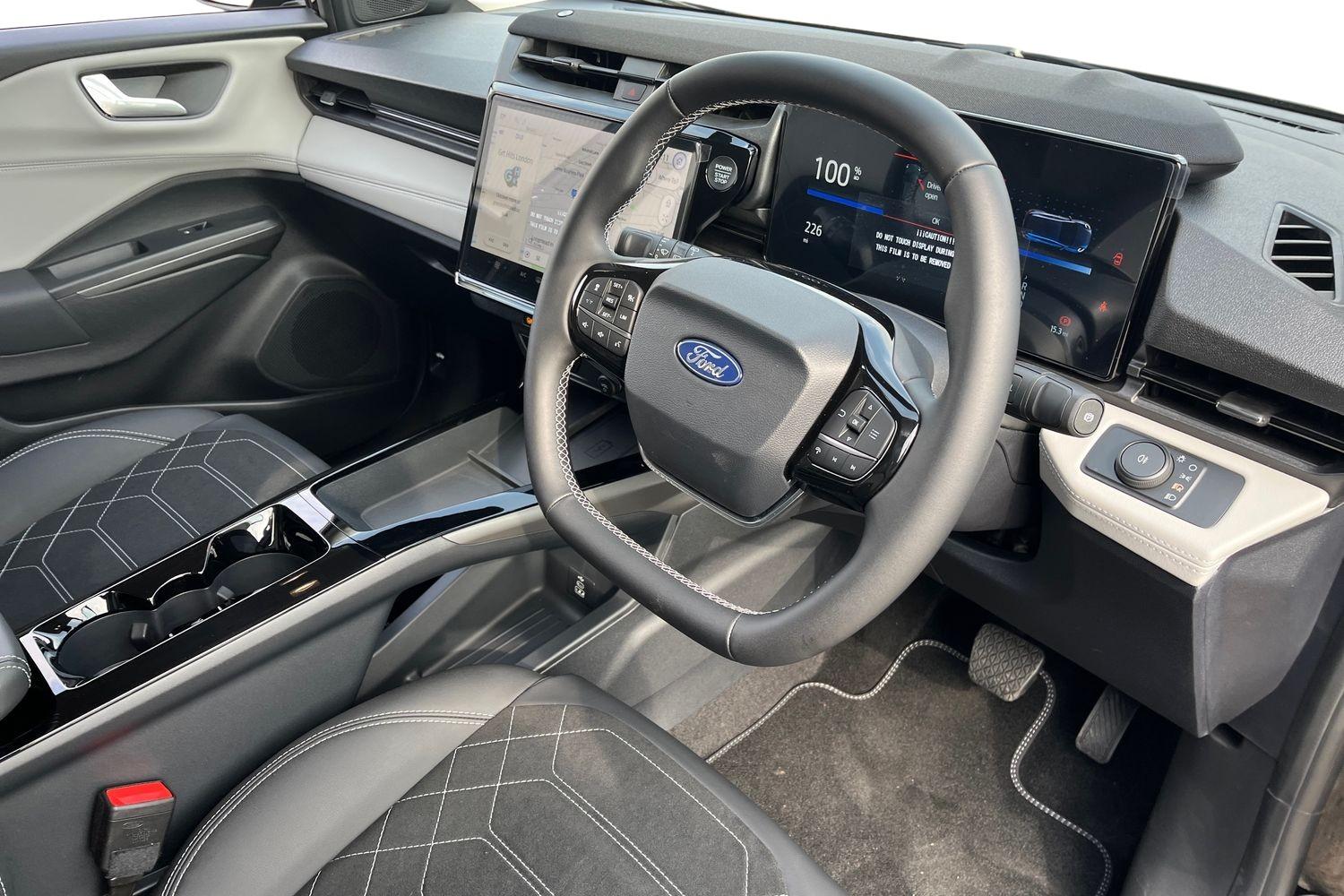 Ford Puma Gen-E Photo 8