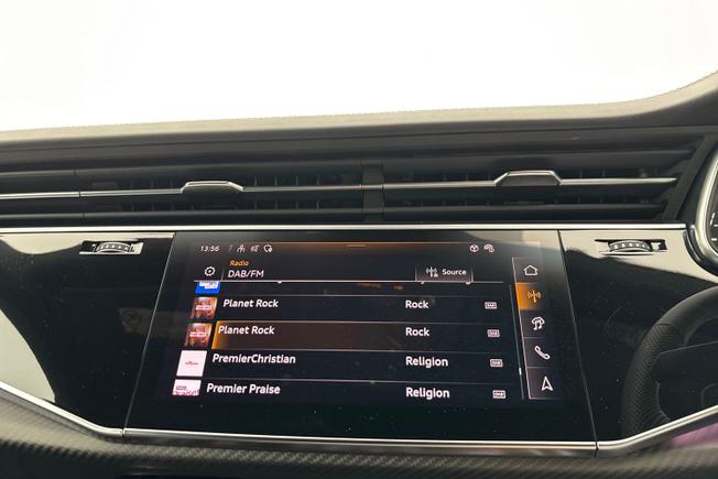 AUDI SQ8 Photo 13