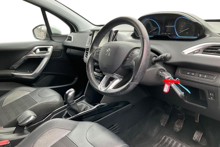 Peugeot 2008 Photo autoimg-d9f148599790e78b7989c8e91cd9049c52f6099d.jpg
