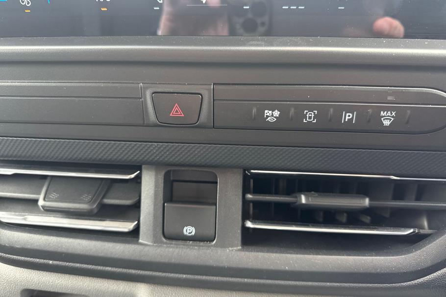 Used FORD TRANSIT CUSTOM WR75UXX 35