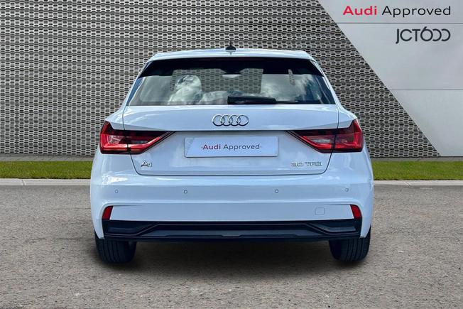 AUDI A1 Photo 7