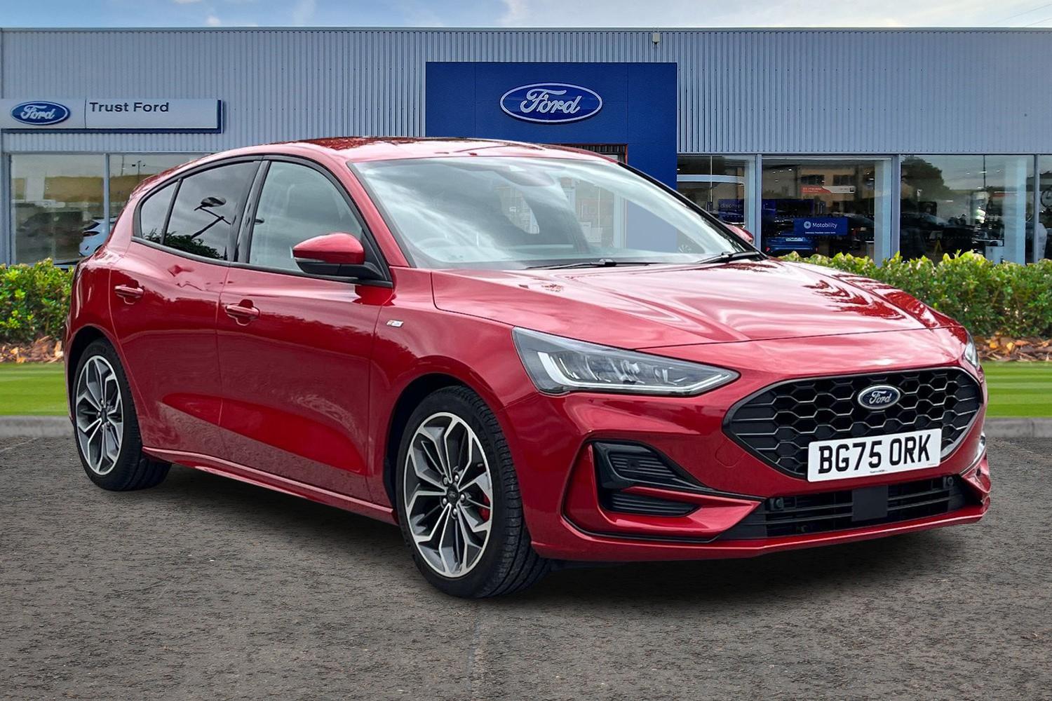 Ford Focus Photo 0