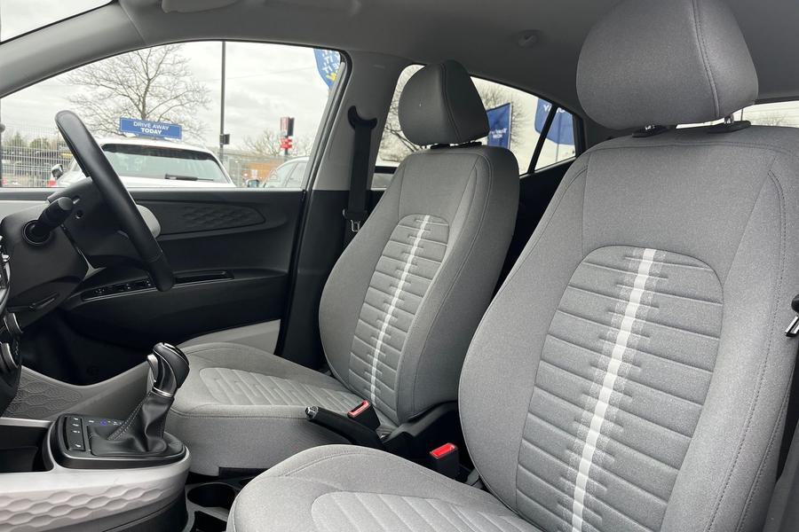 Hyundai I10 Photo autoimg-d9f60335d6e7fe2296804f5042c079644e6377b0.jpg