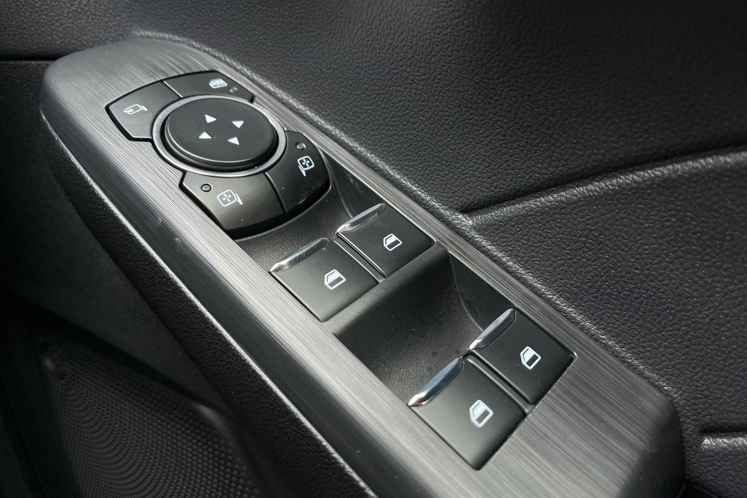 Ford KUGA Photo 15