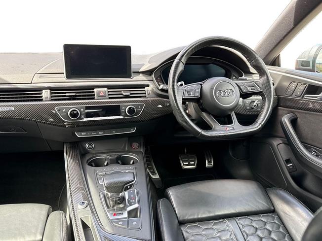 AUDI RS5 Photo 11
