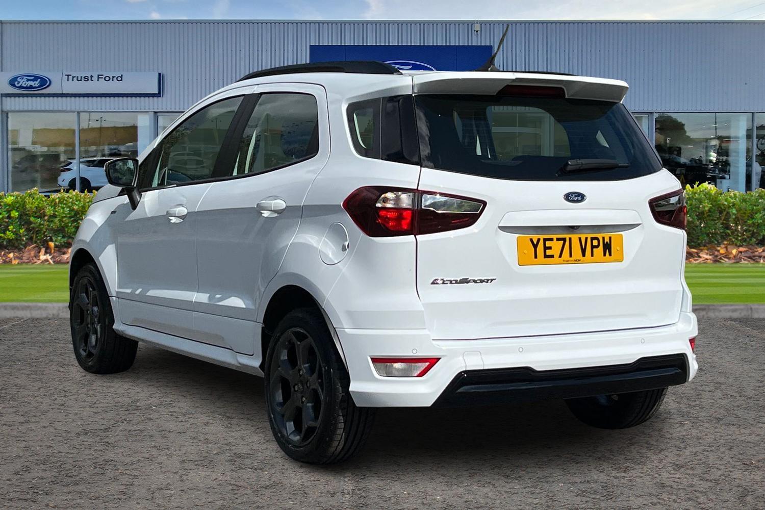 Ford ECOSPORT Photo 1