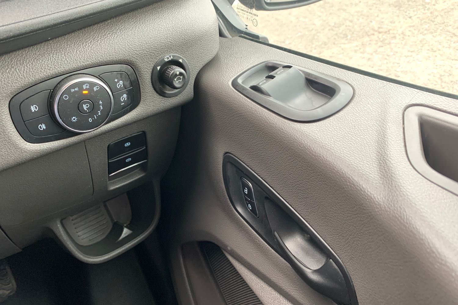 2025 Ford Transit 2.0 350 EcoBlue Limited FWD L3 H2 (165 ps) in Silver with 23K - vehicle photo 18 for sale on PureCar