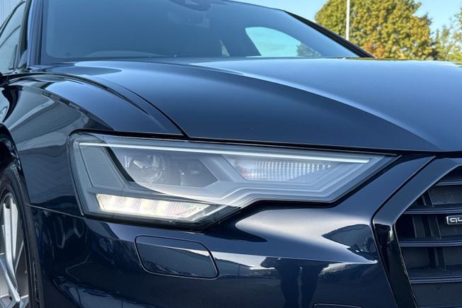 AUDI A6 Avant Photo 19