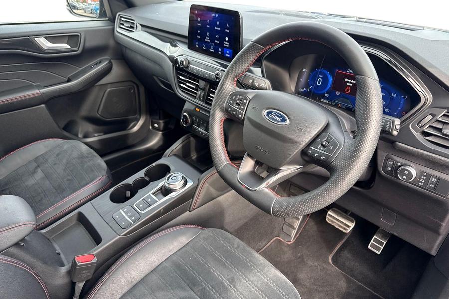 Ford KUGA Photo autoimg-d9fc5d5158480c62938f25963ea32ac7630d3432.jpg