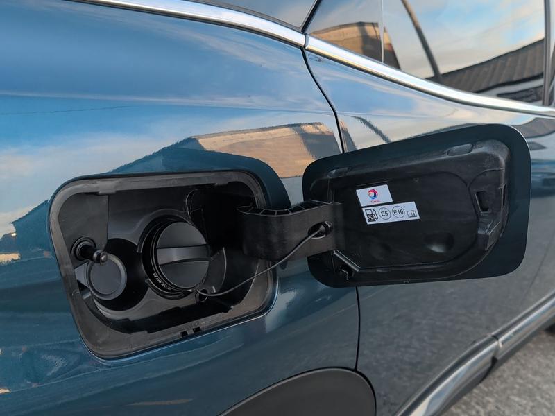 Used Peugeot 3008 NU22CGG 31