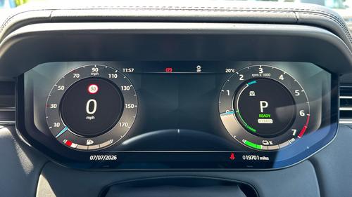 Land Rover Range Rover Sport Photo autoimg-da00f5f0f39bb3c46717f0e6248c2073118c1d74.jpg