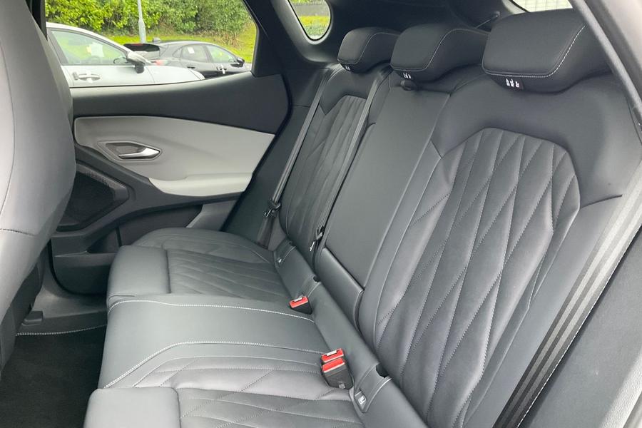 Ford Capri Photo autoimg-da0868f45d40eafa73f03926d81548f646bab0ef.jpg