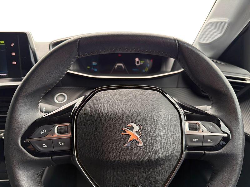 Used Peugeot E-208 GJ72AYC 13