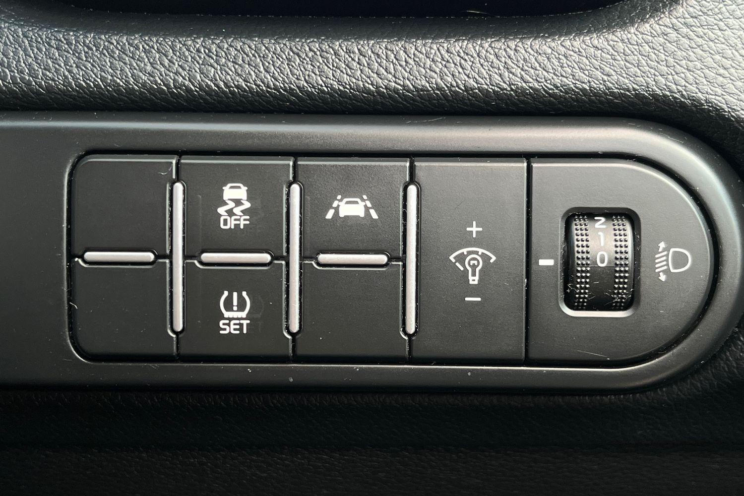 Kia XCEED Photo 22