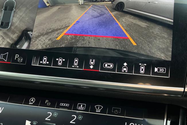 AUDI A8 Photo 46