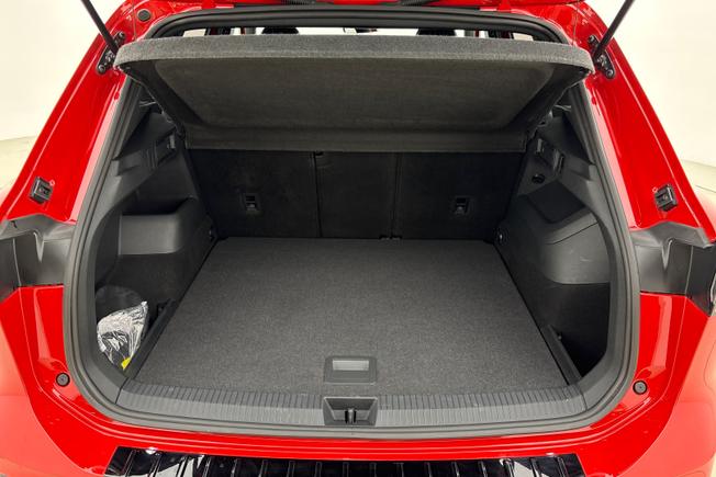 VOLKSWAGEN Tiguan Photo 12