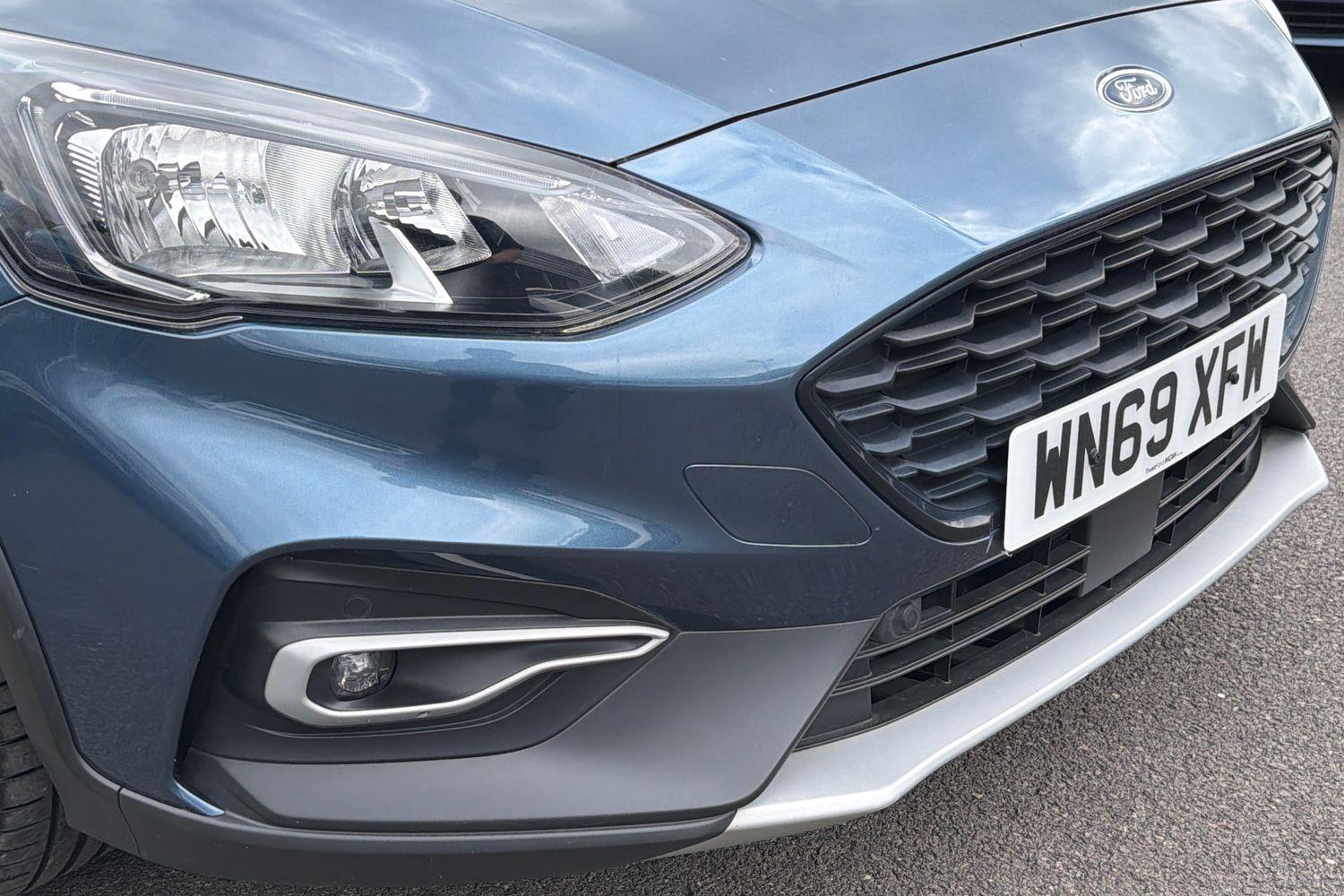 Ford FOCUS Photo 28