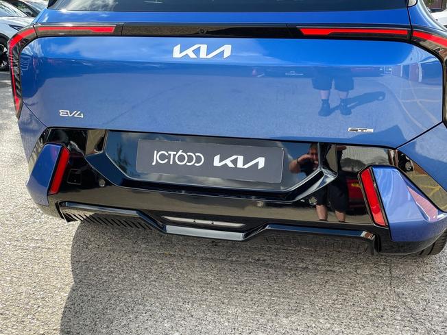KIA EV4 Photo 26
