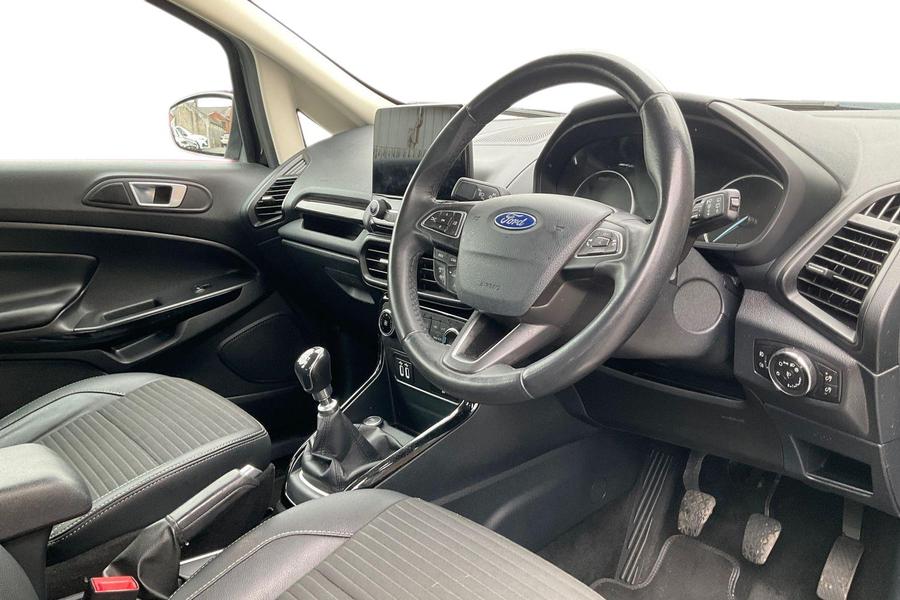 Ford ECOSPORT Photo autoimg-da1aa14072550de87df4ca082dc0dafcc252c9e7.jpg