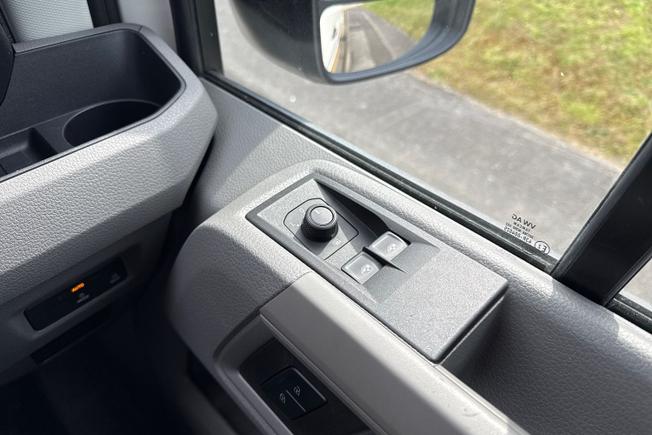 Volkswagen Crafter Photo 37
