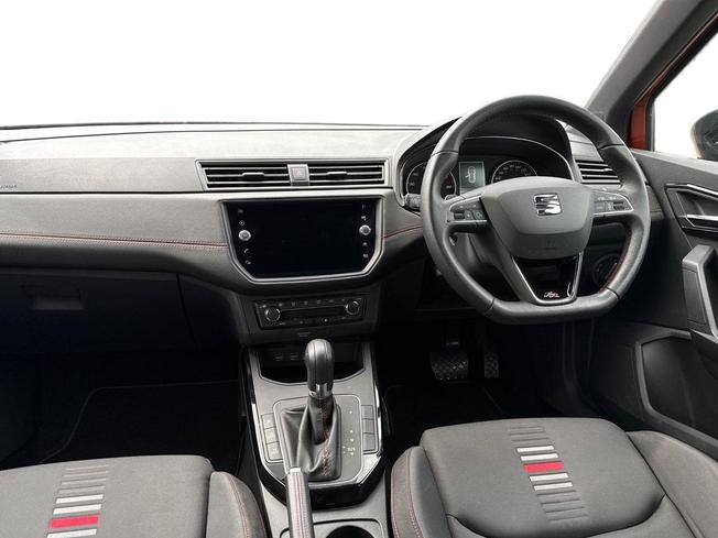 SEAT ARONA Photo 11
