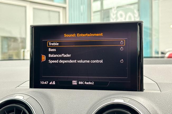 AUDI Q2 Photo 34