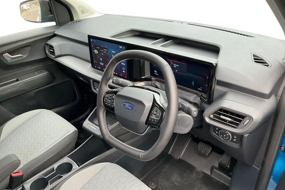 Used Ford E-Transit Courier 13