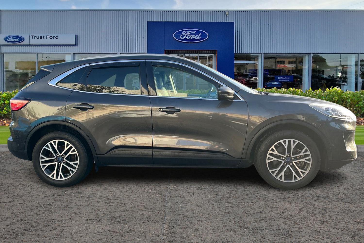 Ford KUGA Photo 2