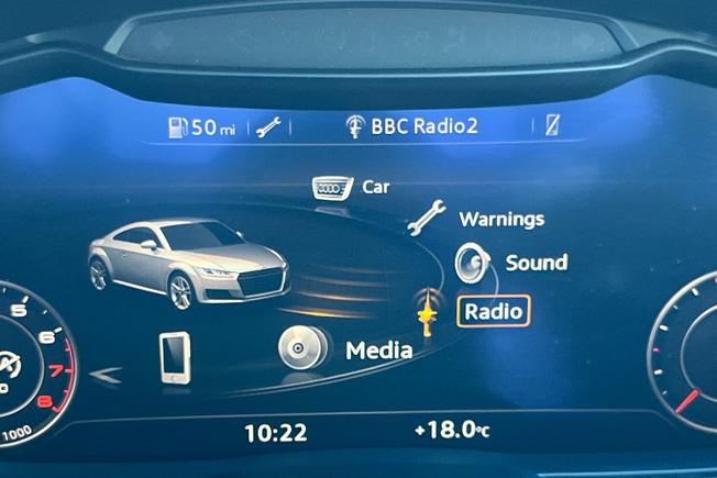 AUDI TT Photo 14