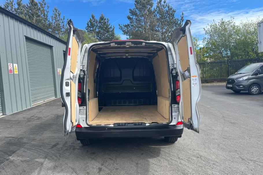 Used Ford TRANSIT CUSTOM LA24XTX 6