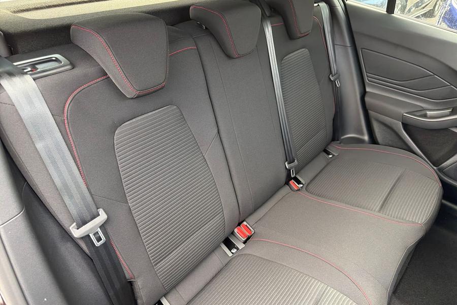 Ford Focus Photo autoimg-da34c9bcc8a8e9f317224ab029714ec26b77e5c5.jpg