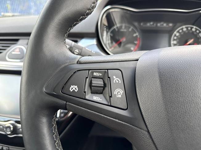 VAUXHALL Corsa Photo 16