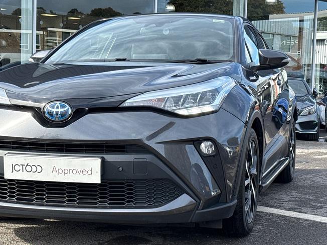 TOYOTA C-Hr Photo 26