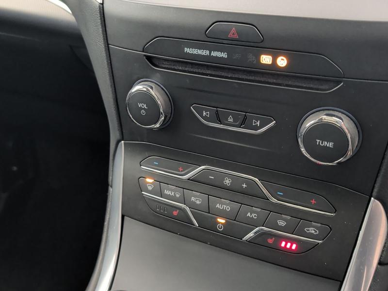 Used Ford Galaxy NY19YXE 23