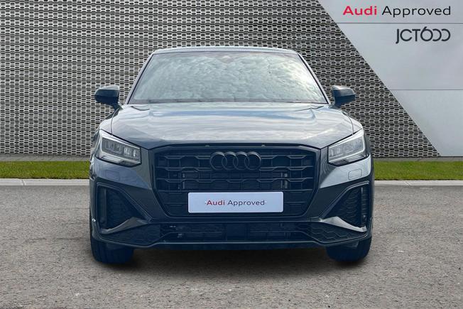 AUDI Q2 Photo 8