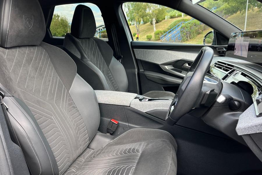 Peugeot 3008 Photo autoimg-da3b9c7e2e5f25dde4e9e43423ba177d36672c63.jpg