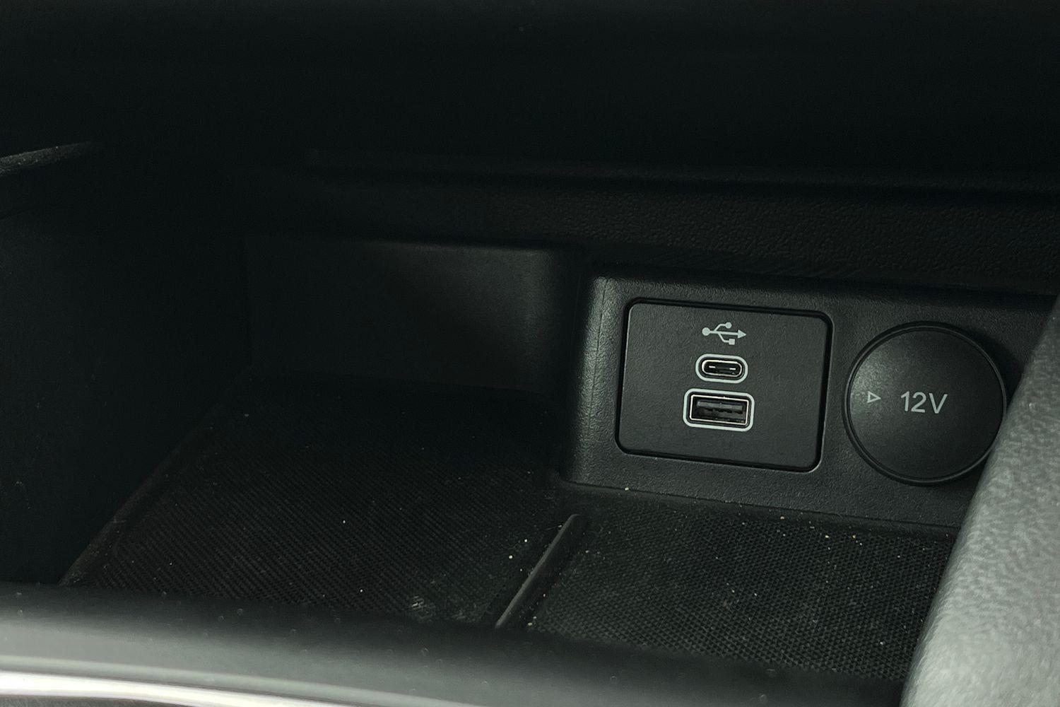 Ford FOCUS Photo 34