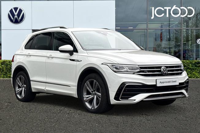 VOLKSWAGEN Tiguan Photo 1