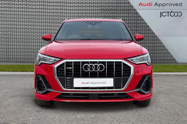 Audi Q3 Photo 8