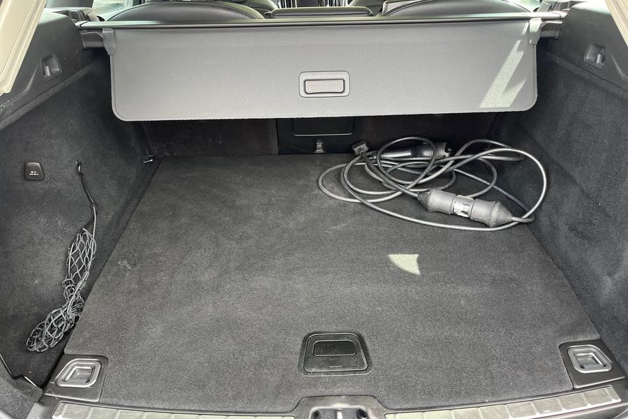 Volvo XC60 Photo autoimg-da40a44b7937ba622c1e84de9066be4d9e6bd821.jpg